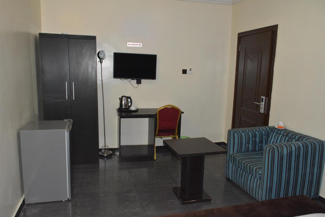 Esporta Suites Lekki Lagos Exterior photo
